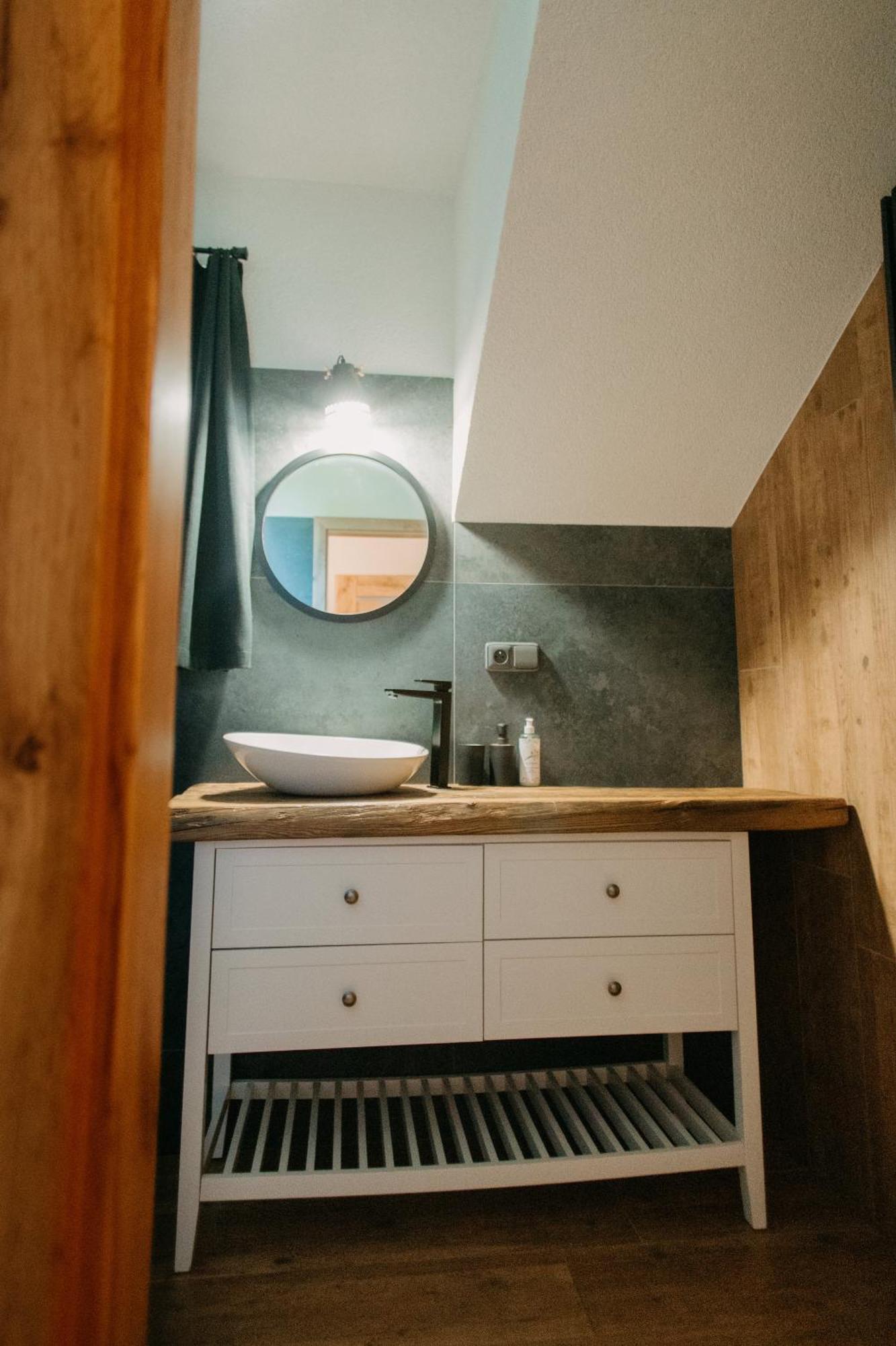 Kamenna Stran Appartement Metylovice Buitenkant foto